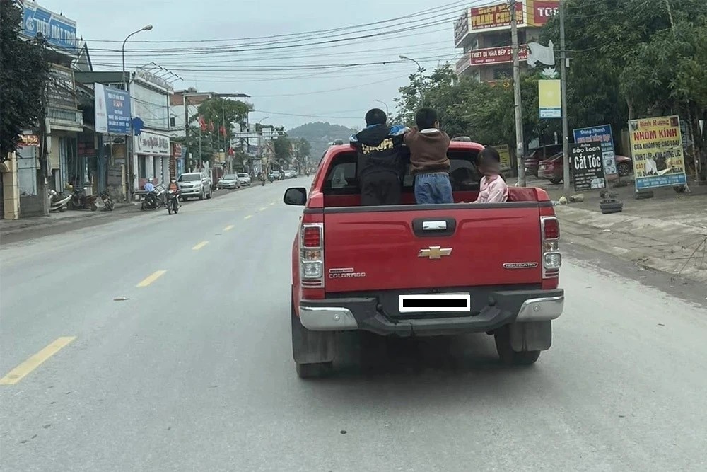 xe-ban-tai-19064591-1767059556.jpg