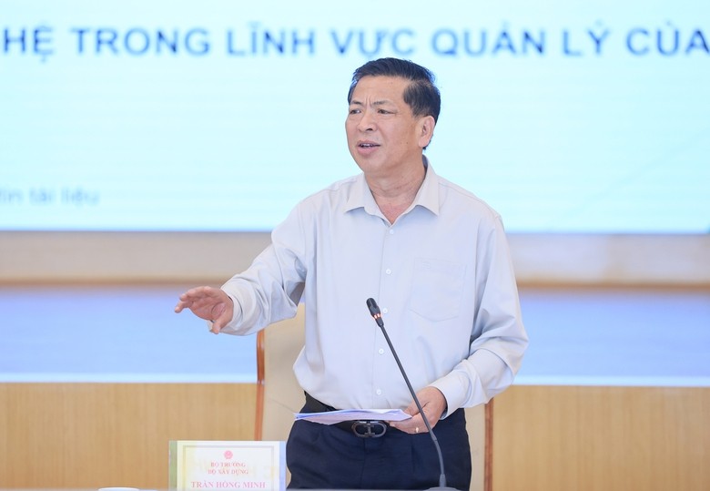 bo-truong-minh-chu-tri-hop-cong-nghe-chien-luoc-duong-sat-toc-do-cao-17788306070112110445900-1778897568.jpg