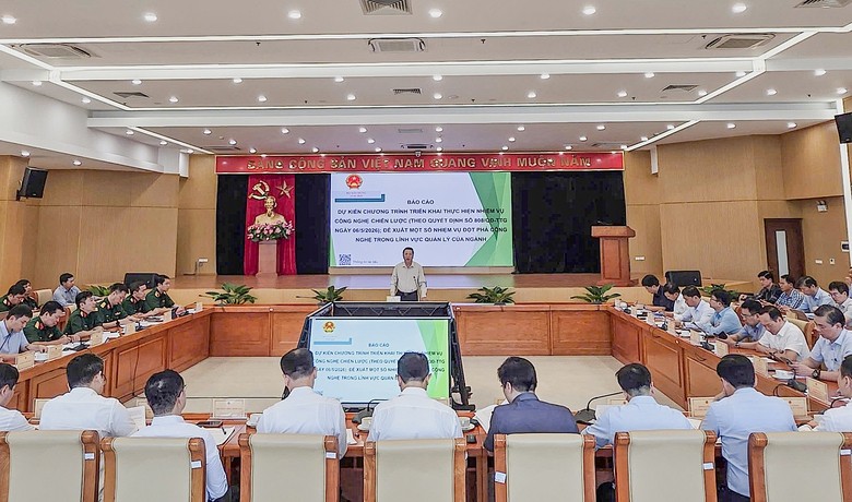 hop-cong-nghe-chien-luoc-duong-sat-2-1778830607020634805794-1778897568.jpg