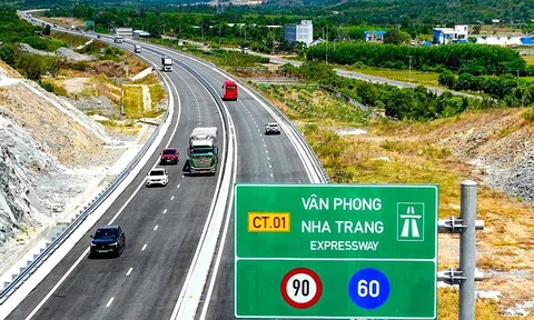 Dự thảo quy chuẩn báo hiệu đường bộ: Nhiều điểm mới về biển báo, đèn tín hiệu