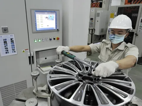 Từ 1/9, áp dụng mức giá thử nghiệm xe cơ giới mới