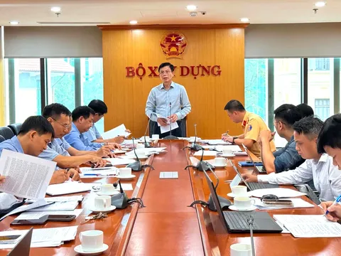 Hoàn thiện quy định khoảng cách an toàn, nâng hiệu quả tổ chức giao thông cao tốc