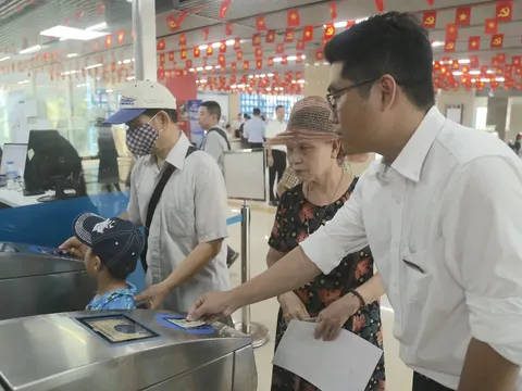 Bộ Xây dựng đẩy mạnh số hóa giao thông, mở rộng ứng dụng sinh trắc học