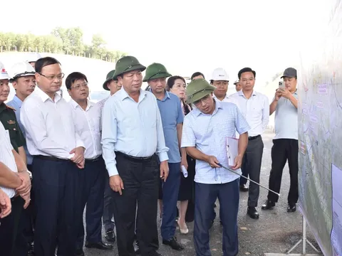 Bộ trưởng Trần Hồng Minh kiểm tra tiến độ thực hiện dự án cao tốc Tuyên Quang - Hà Giang
