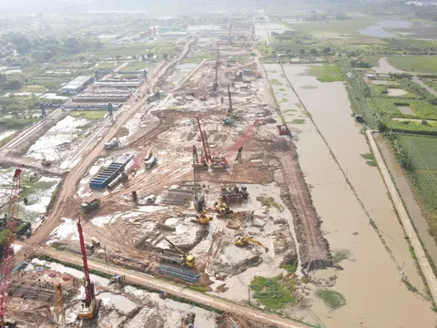 Cận cảnh đại công trường đường nối sân bay Gia Bình với Thủ đô