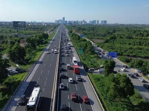 Cục CSGT đề xuất xe đi làn 1 cao tốc phải trên tốc độ tối thiểu