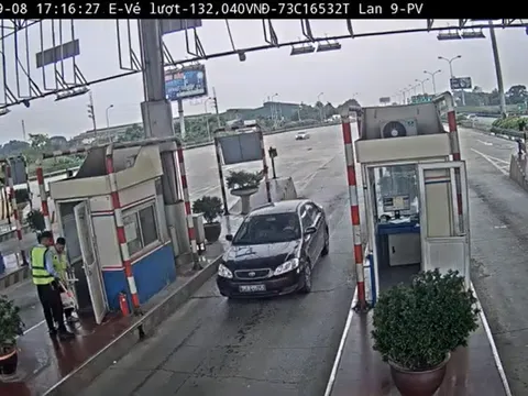 Đề nghị xử lý xe ô tô 31 lần vượt trạm, trốn phí